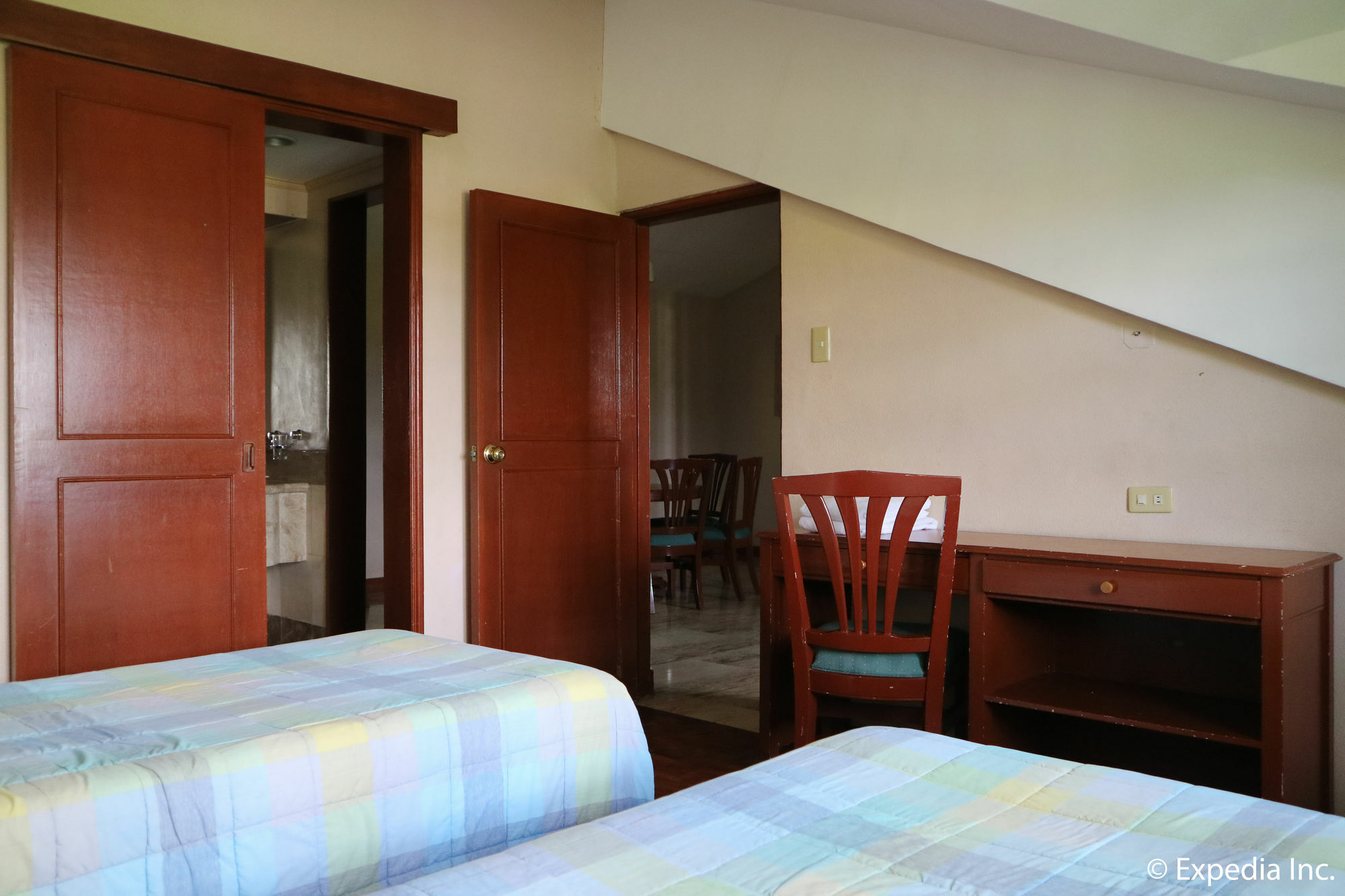 Sunrise Holiday Mansion Tagaytay City Exterior foto
